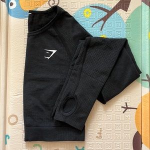 Gymshark vital seamless size small long sleeve crop